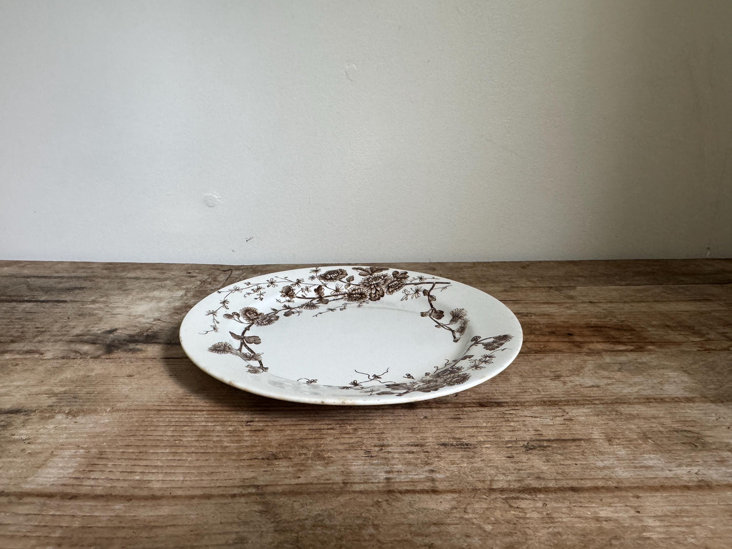 Antique Grindley Co. Spring Brown White Ironstone Salad Lunch Dinner Brown White Transferware 9" Plate