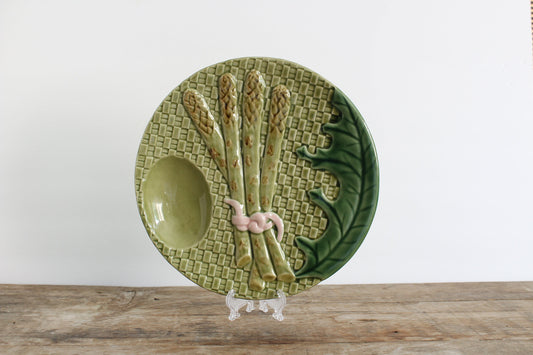 Bordallo Pinheiro Green Asparagus Majolica Plate with Well
