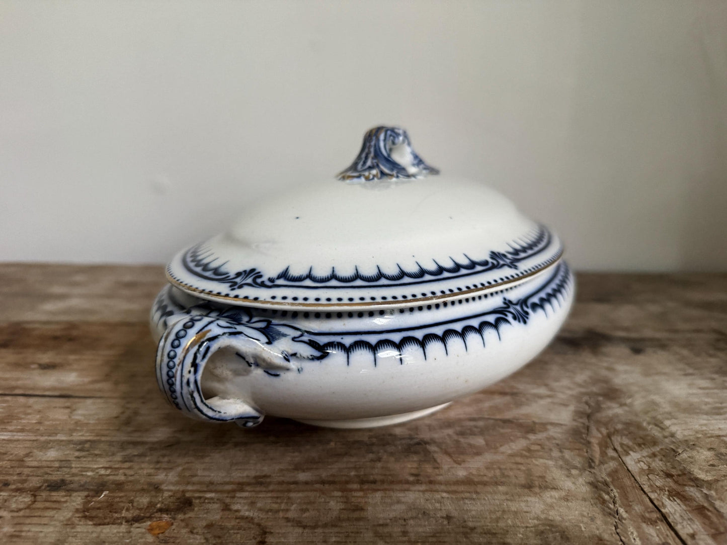 Antique Booths Simplex Blue and White Oval Covered Vegetable Dish Ironstone
