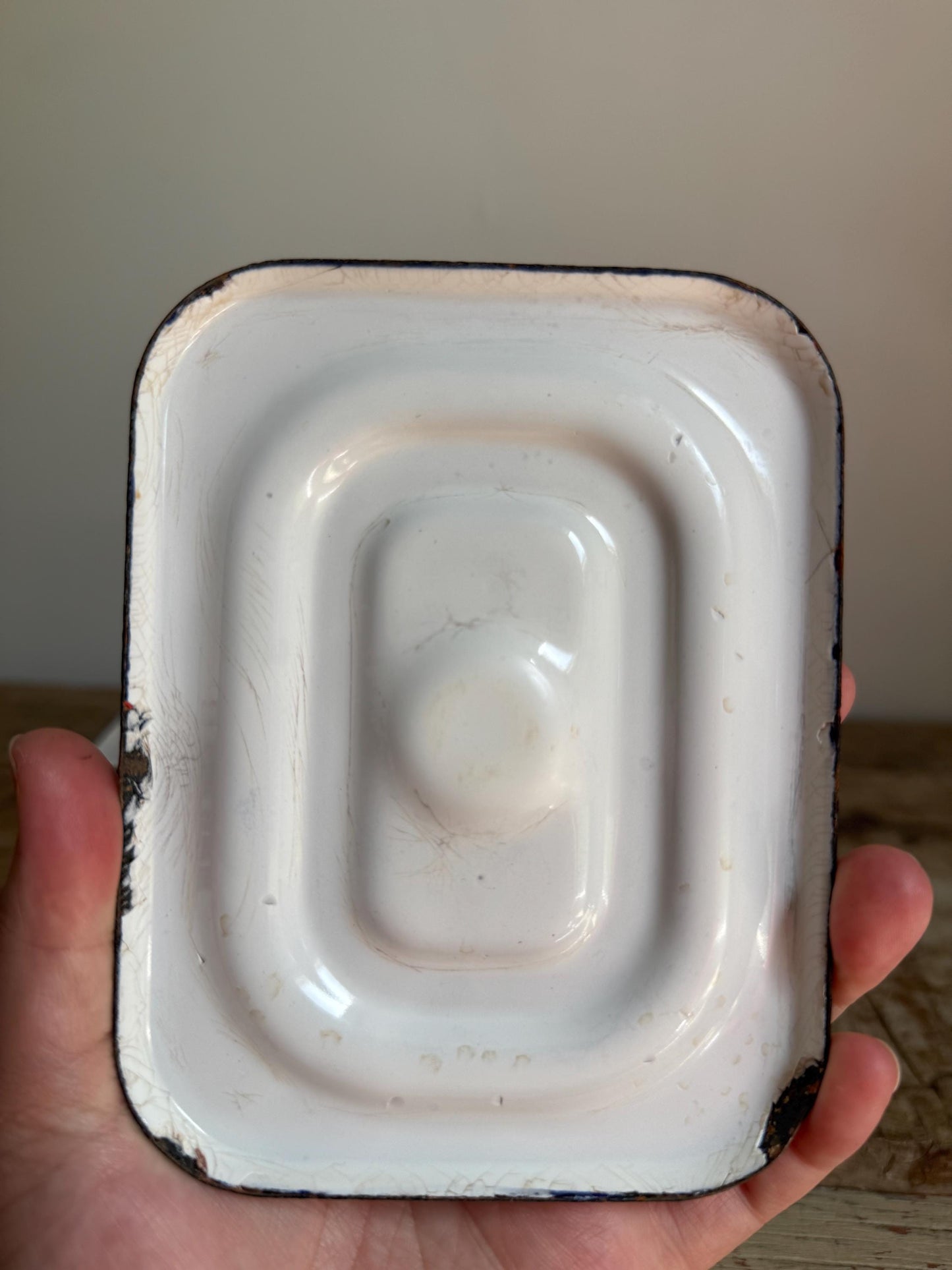 Vintage White Navy Blue Enamelware Refrigerator Dish Box Distressed Case Metal