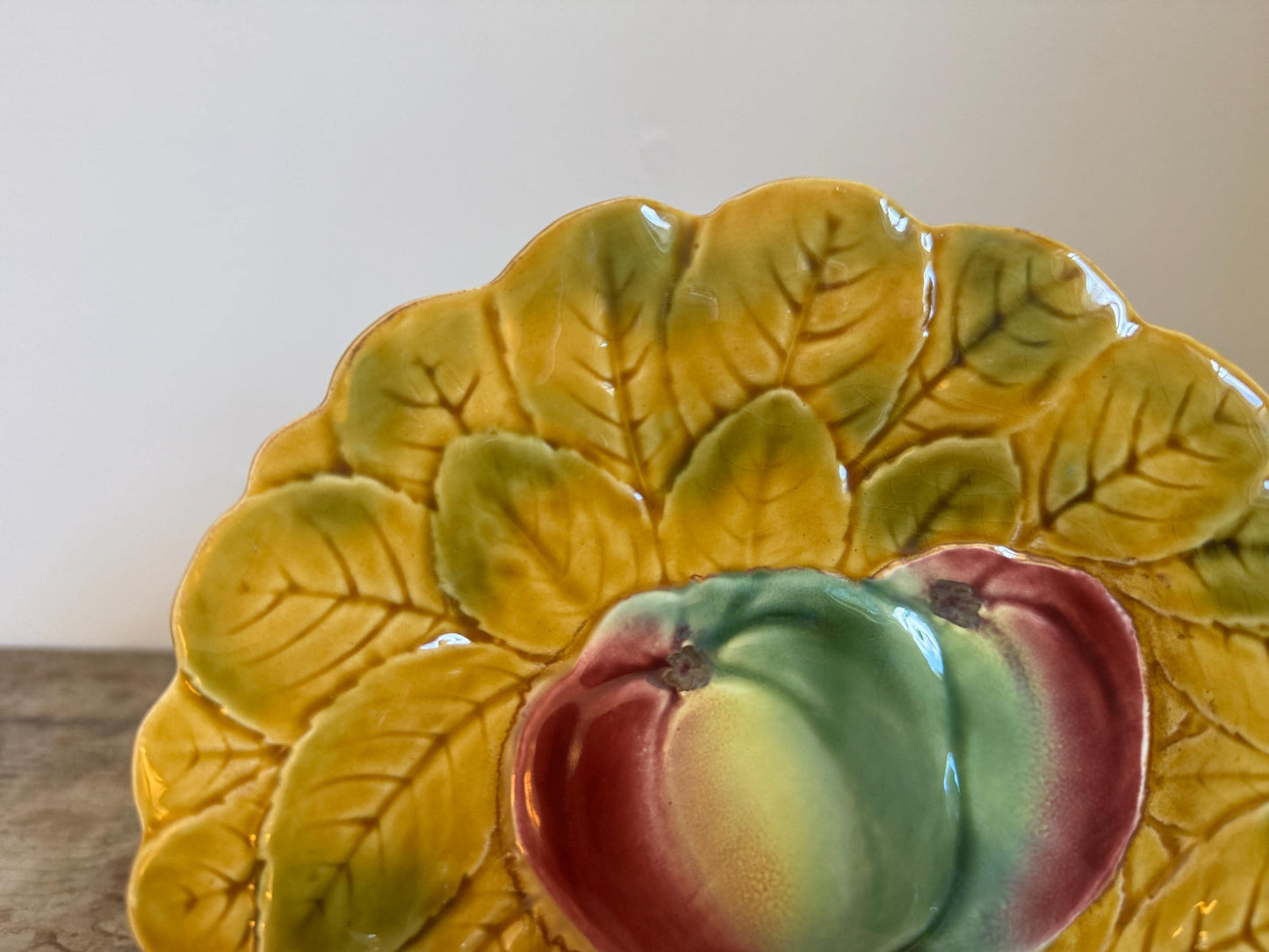 Vintage PV Portieux Vallerysthal France Majolica Pottery Apple Peach Fruit Scalloped 7.5