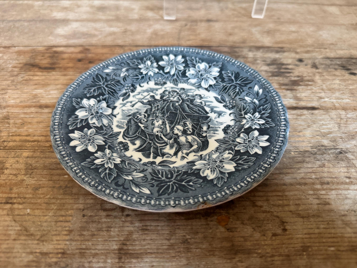 Antique 6.25" Bread Butter Plate Coaching Taverns Blue White Transferware Royal Tudor Ware