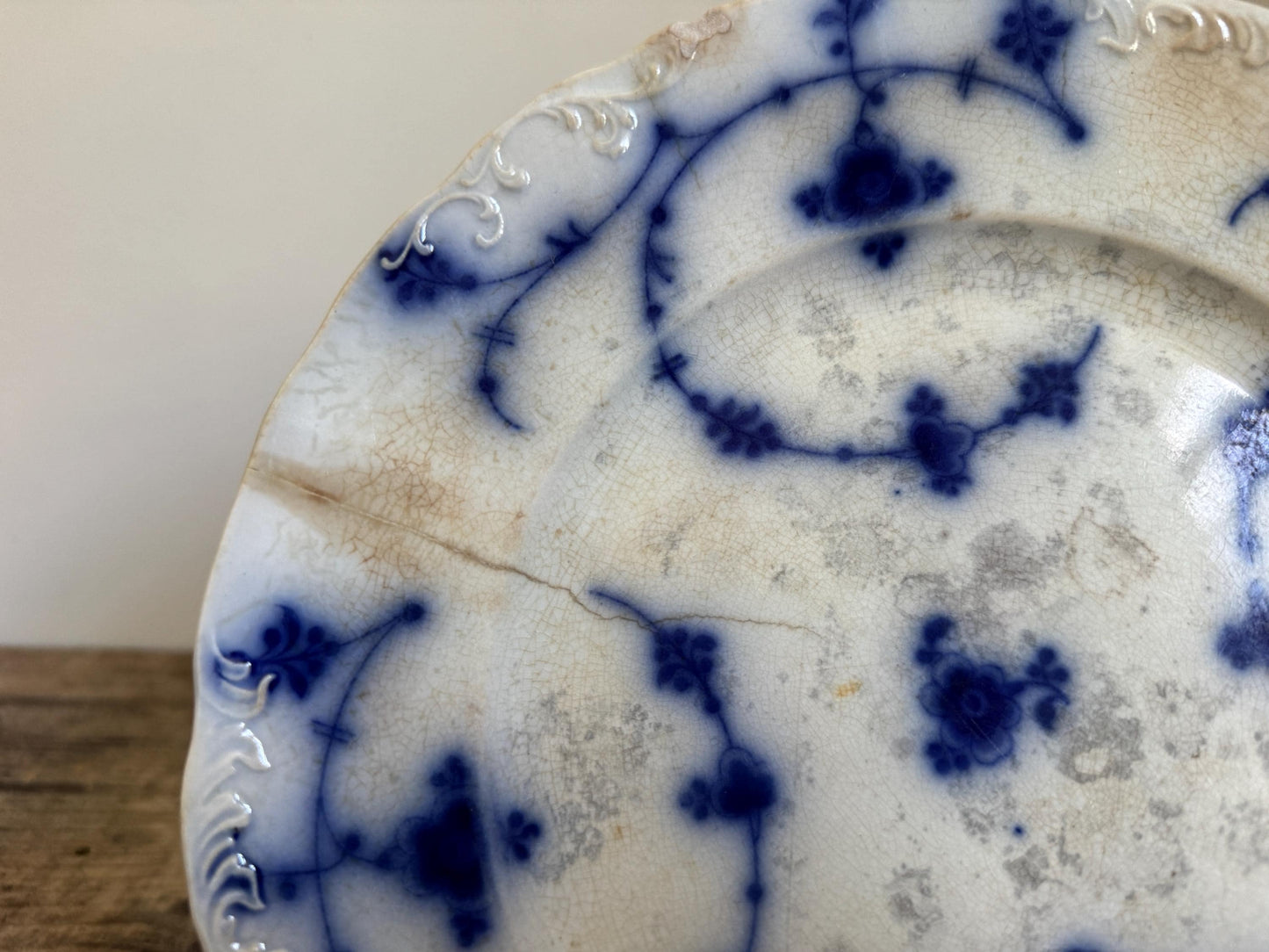 J&G Meakin Hague Hanley Blue White China Plate Transferware Dinner Heavily Distressed Stained
