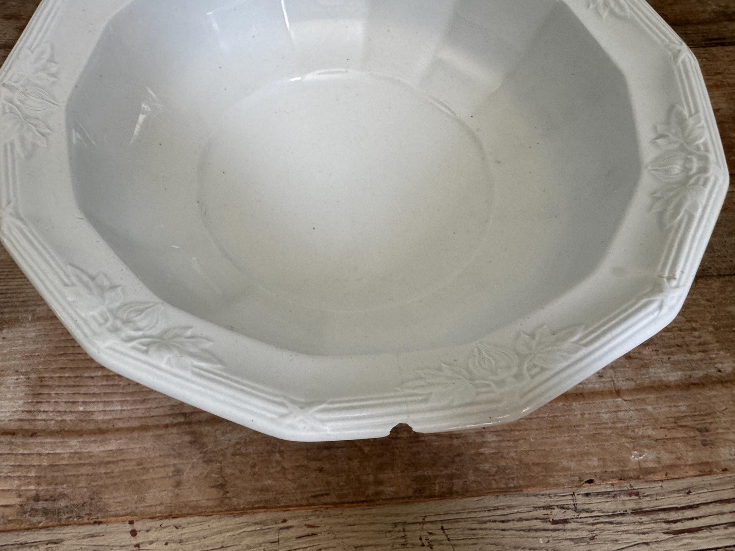 Antique White Davenport Ironstone Large Fruit Bowl Center Serving Piece