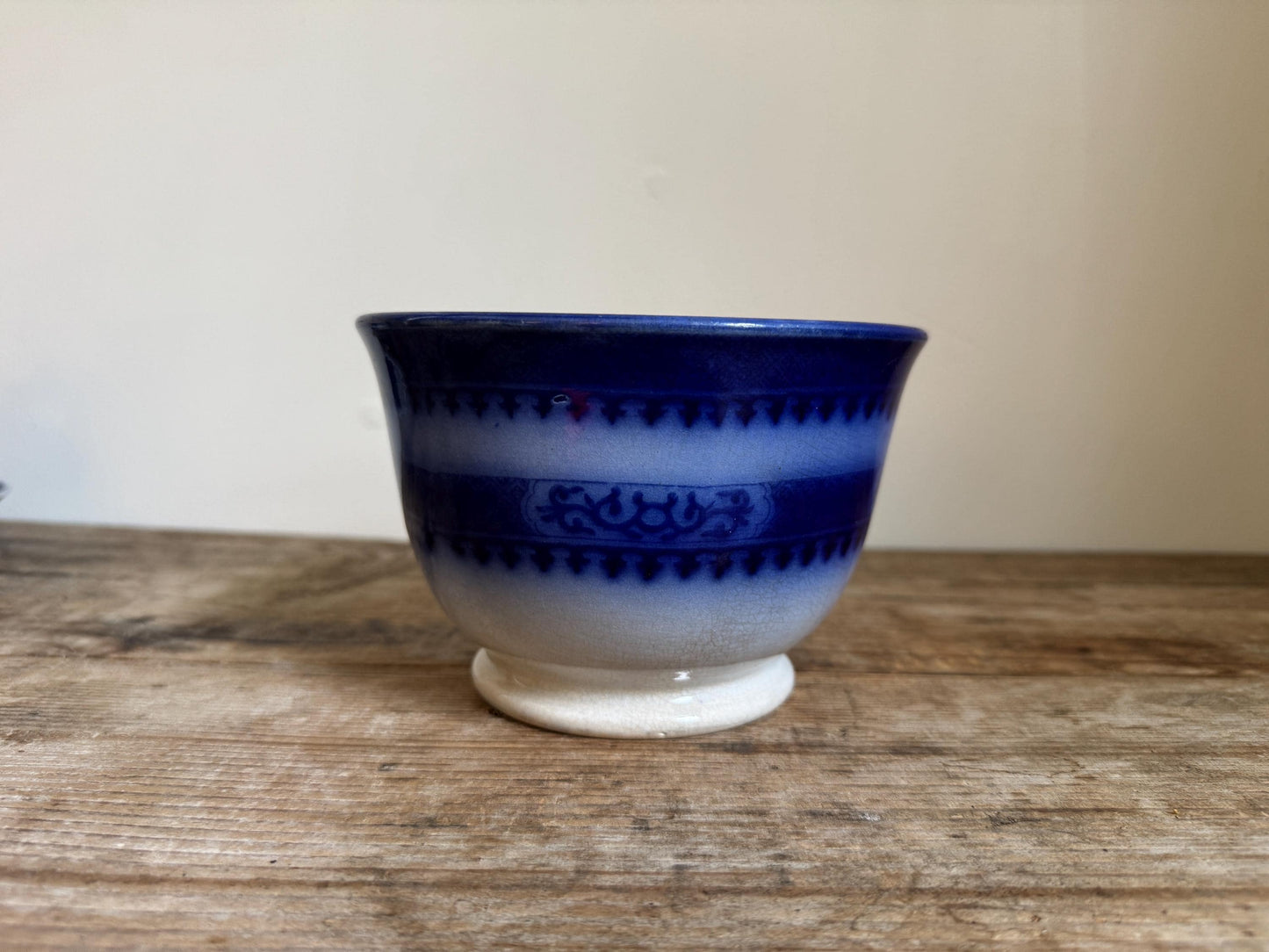 Antique Flow Blue Ironstone Waste Bowl James Edwards Royal Arms Mark 1840s Staffordshire England