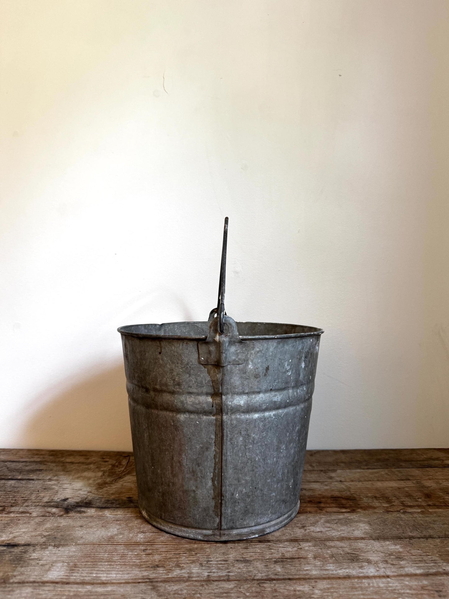 Vintage Galvanized Metal Tin Bucket Distressed #10 With Handle