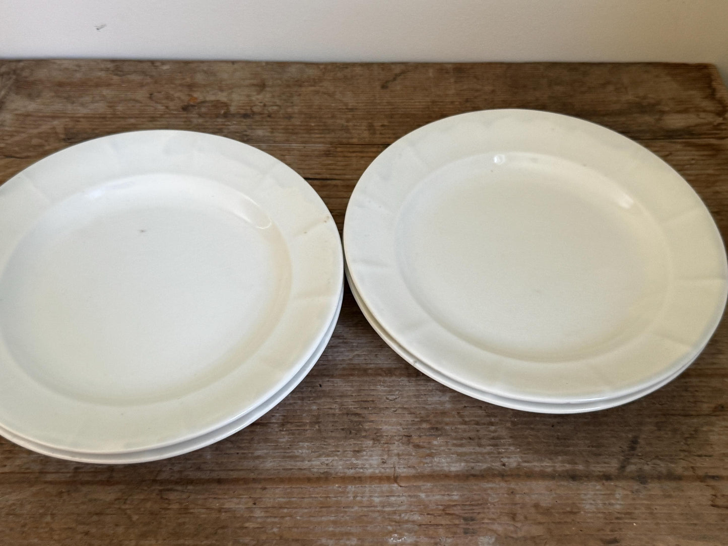 Antique J&G Meakin Set of 4 Ironstone White Ironstone Crazing 9.25 Chunky Plate Dinner Serving Piece