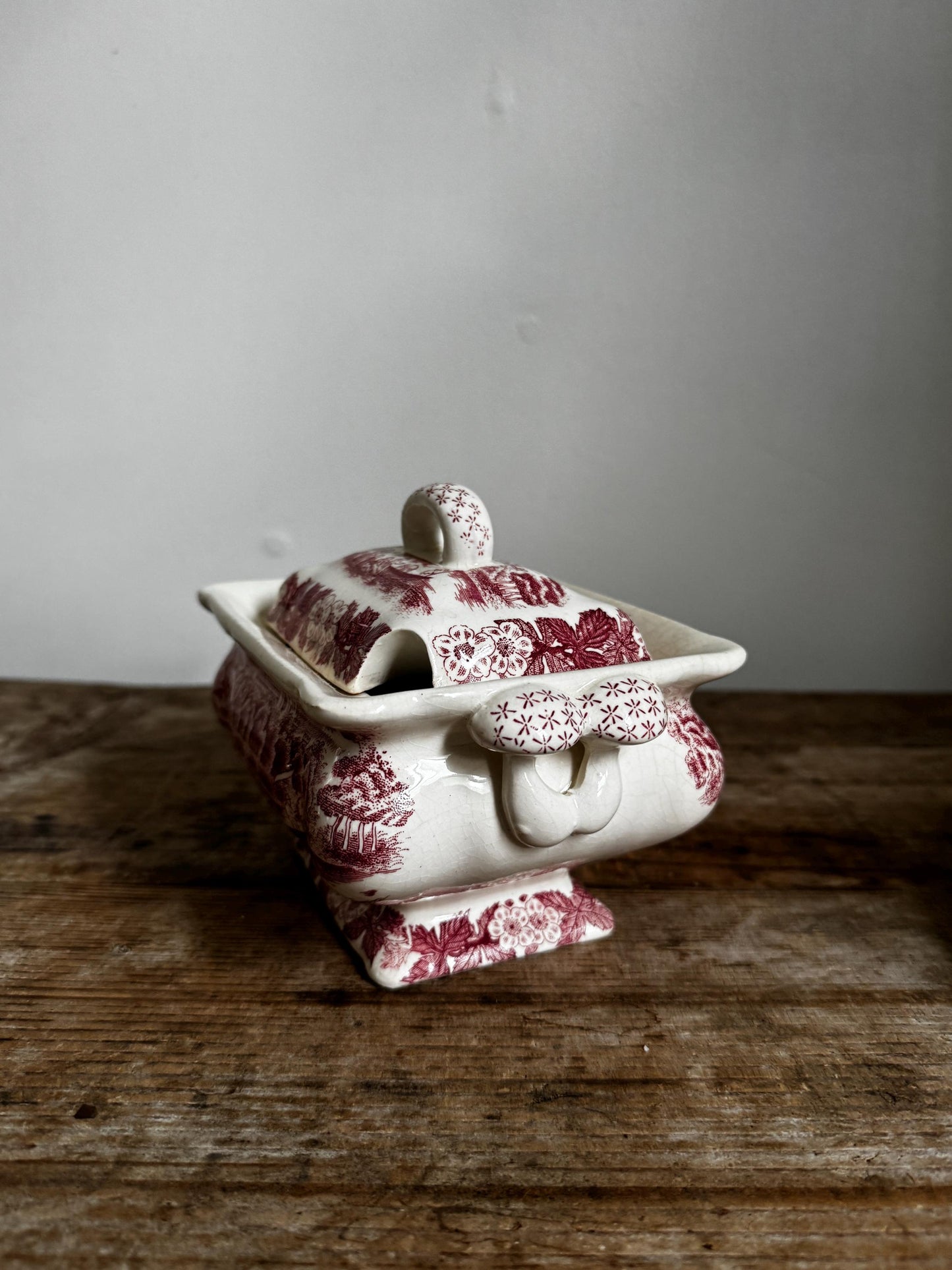 Antique Red Transferware Covered Sugar Bowl Double Handle Ironstone Gravy Spoon Slot