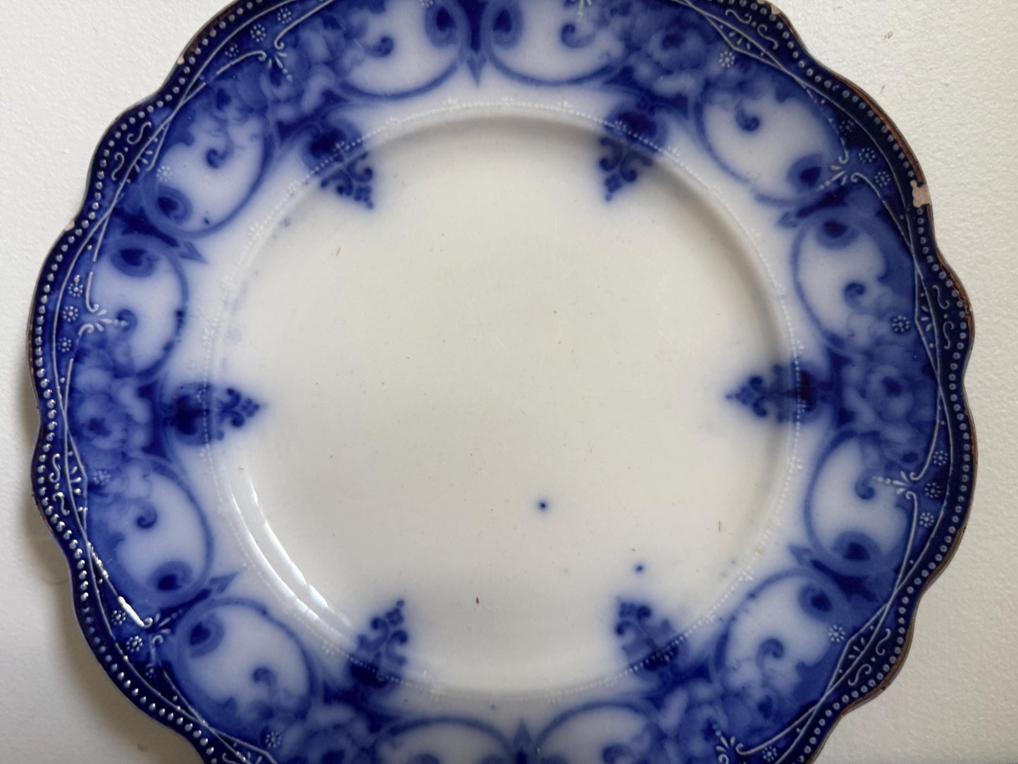 Antique Crockery Co. Monarch Flow Blue 9.25" Dinner Plate Scalloped Edge