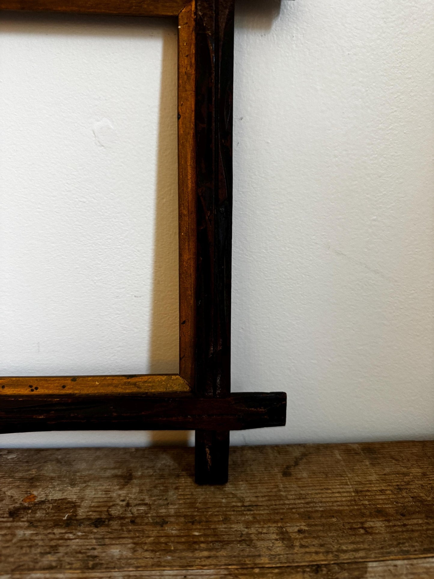 Vintage Wood Adirondack Folk Art Frame Carved Distressed Empty 8x10