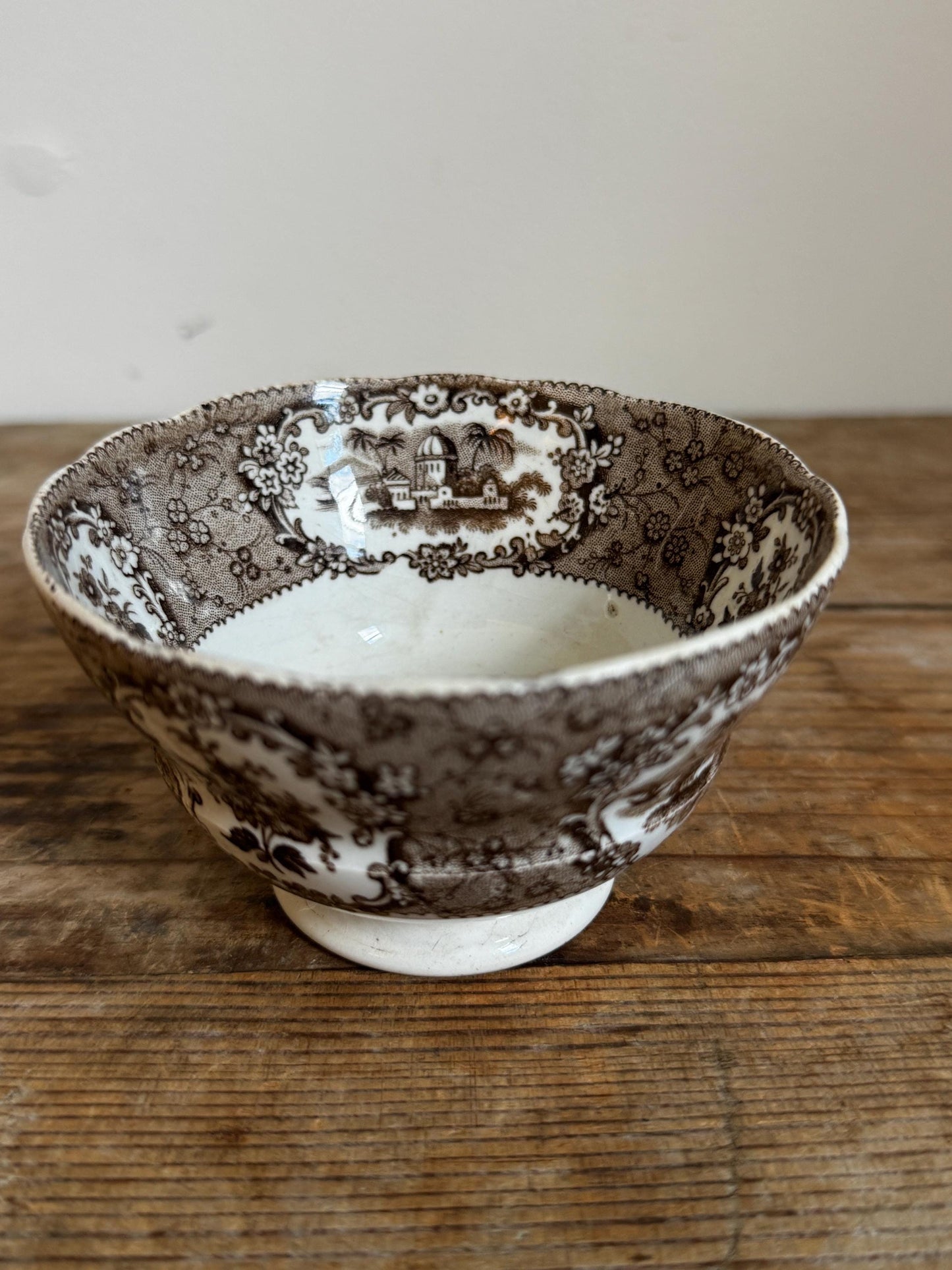 Antique William Ridgways Oriental Brown White Transferware Mini Waste Bowl Tea Cup Scalloped 1830s